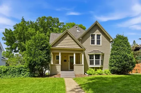 825 E Center Street Rochester MN 55904