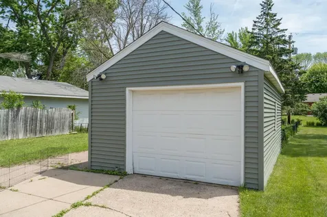 121 Winkler Street Mankato MN 56001