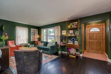 121 Winkler Street Mankato MN 56001