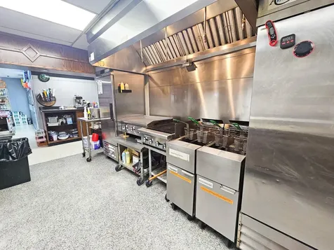 215 Broadway Avenue N Saint Hilaire MN 56754