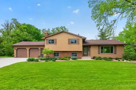 5633 Saint Mary Drive NW Rochester MN 55901