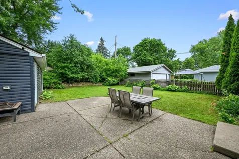 1031 Sumter Avenue N Golden Valley MN 55427