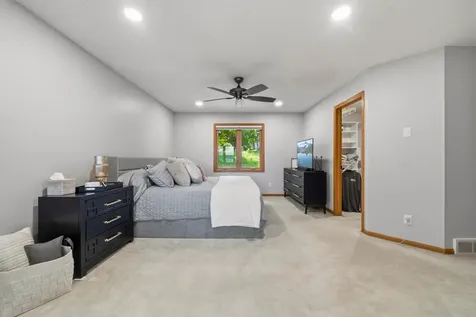 613 S Darling Lane NW Alexandria MN 56308