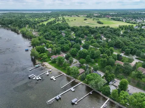 613 S Darling Lane NW Alexandria MN 56308