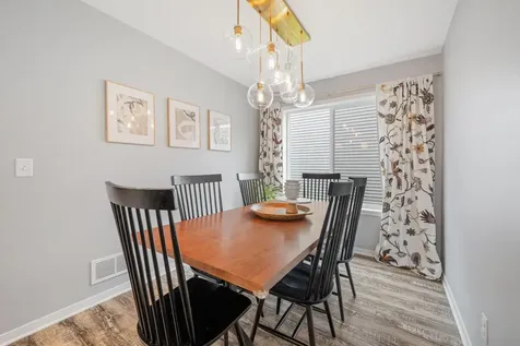 3062 Walden Drive Chaska MN 55318