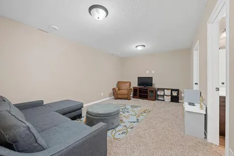 3062 Walden Drive Chaska MN 55318