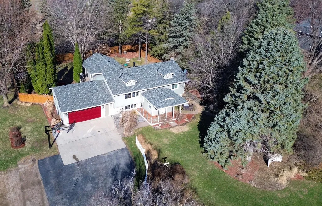6517 County Rd 5 NW Annandale MN 55302