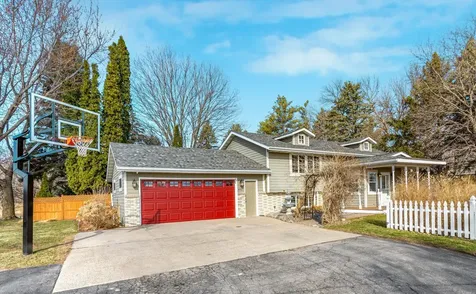 6517 County Rd 5 NW Annandale MN 55302