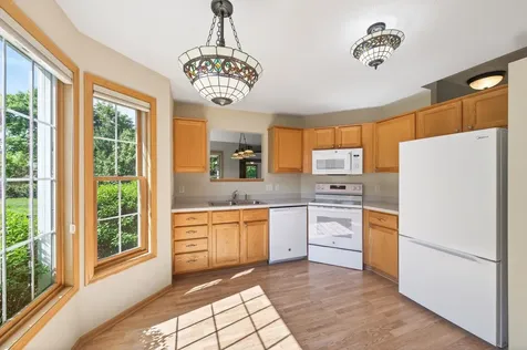 2133 Southwind Road Maplewood MN 55109