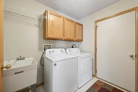 2133 Southwind Road Maplewood MN 55109