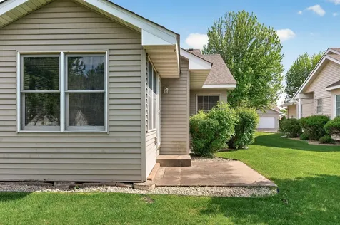 2133 Southwind Road Maplewood MN 55109