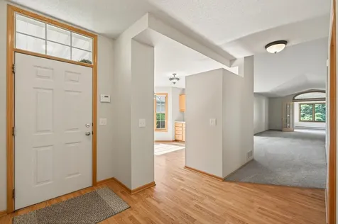 2133 Southwind Road Maplewood MN 55109