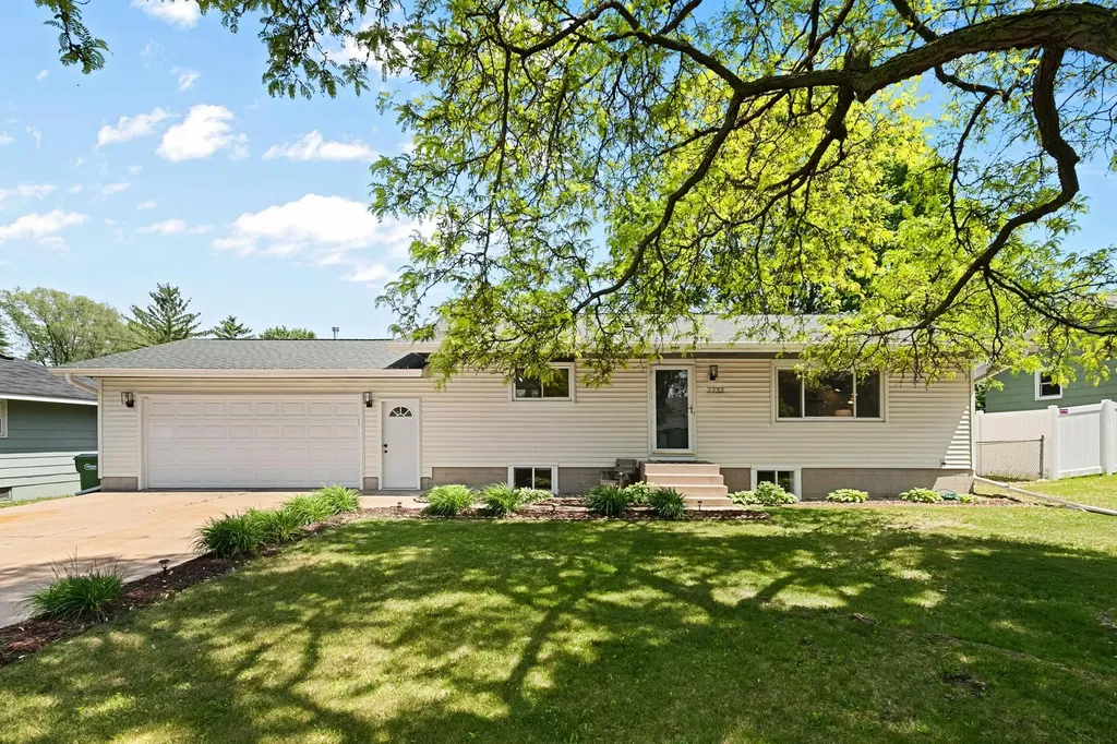 7733 Jackson Street NE Spring Lake Park MN 55432