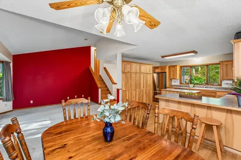 326 Warner Avenue N Mahtomedi MN 55115