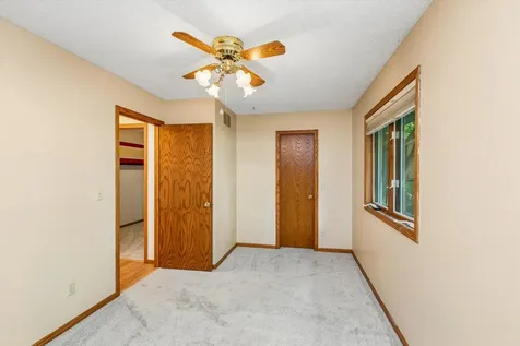 326 Warner Avenue N Mahtomedi MN 55115