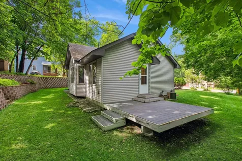 326 Warner Avenue N Mahtomedi MN 55115