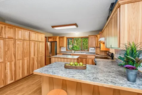 326 Warner Avenue N Mahtomedi MN 55115