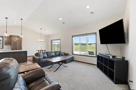 8594 Dolphin Road Princeton MN 55371
