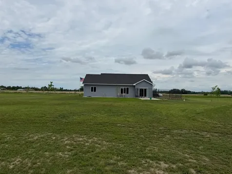 8594 Dolphin Road Princeton MN 55371
