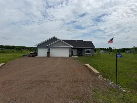 8594 Dolphin Road Princeton MN 55371