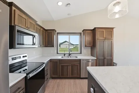 8594 Dolphin Road Princeton MN 55371