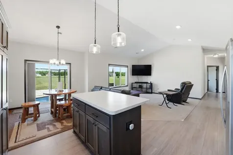 8594 Dolphin Road Princeton MN 55371