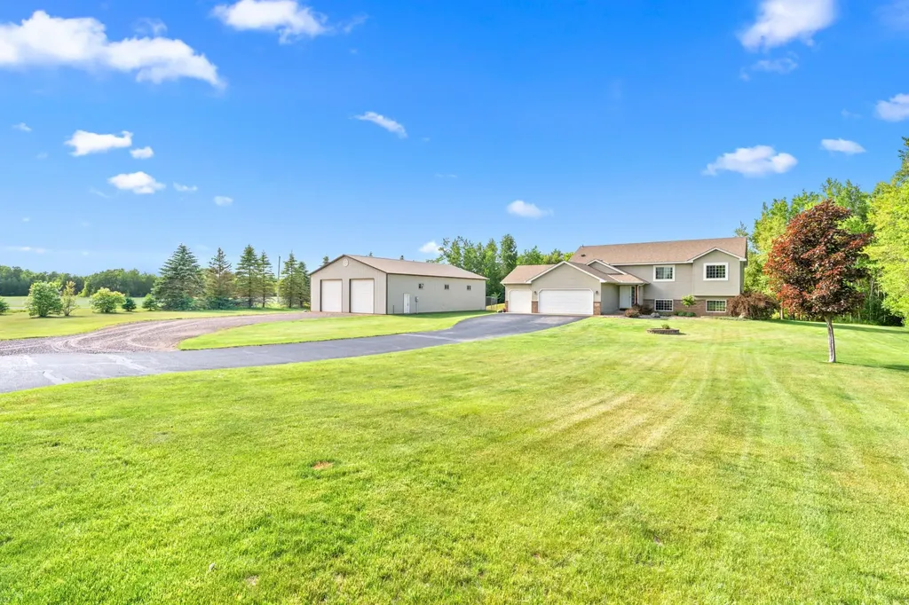 34215 Grange Circle Stacy MN 55079