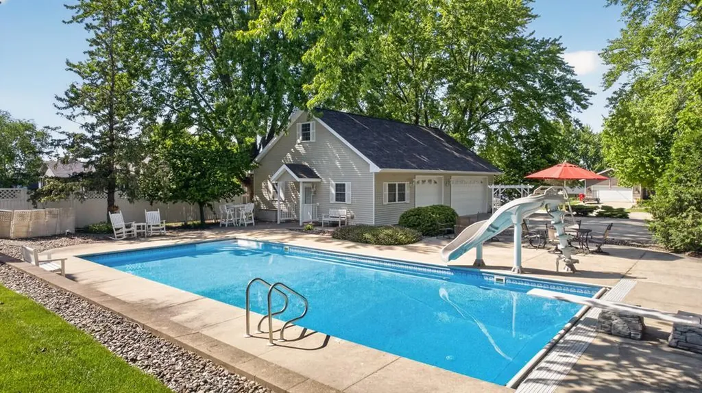 804 6th Street NW Kasson MN 55944