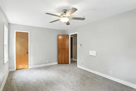 770 Viking Drive E Maplewood MN 55117