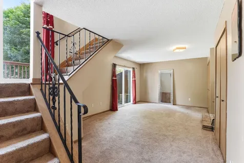 8709 Maplebrook Parkway N Brooklyn Park MN 55445
