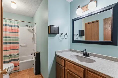 8709 Maplebrook Parkway N Brooklyn Park MN 55445