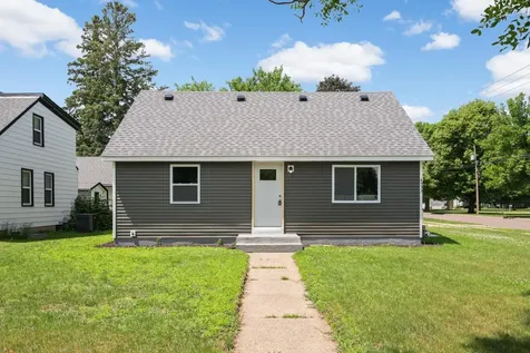 4533 Welcome Avenue N Crystal MN 55422