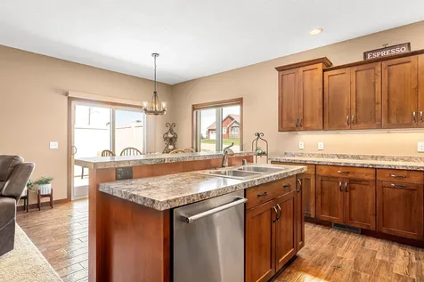 290 Acorn Place NE Owatonna MN 55060
