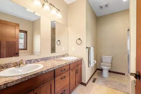 290 Acorn Place NE Owatonna MN 55060