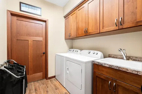 290 Acorn Place NE Owatonna MN 55060
