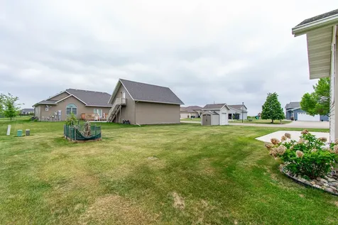 1172 Morningside Court Casselton ND 58012