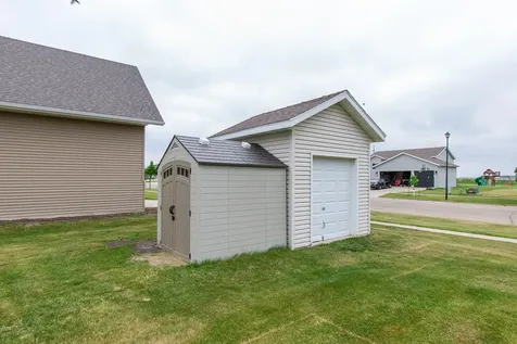 1172 Morningside Court Casselton ND 58012