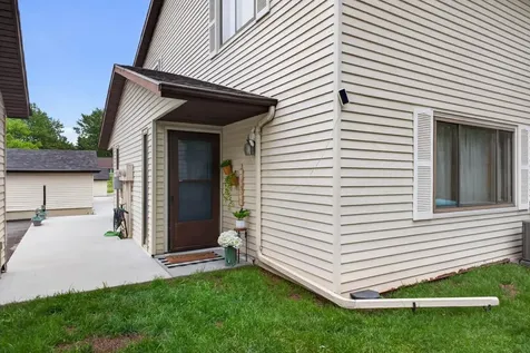 2026 31st Place NW Rochester MN 55901