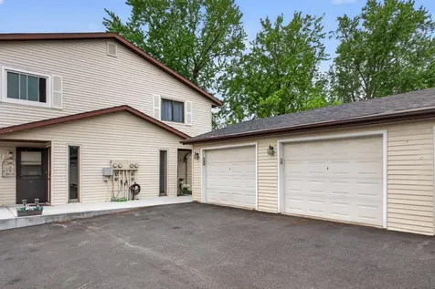 2026 31st Place NW Rochester MN 55901