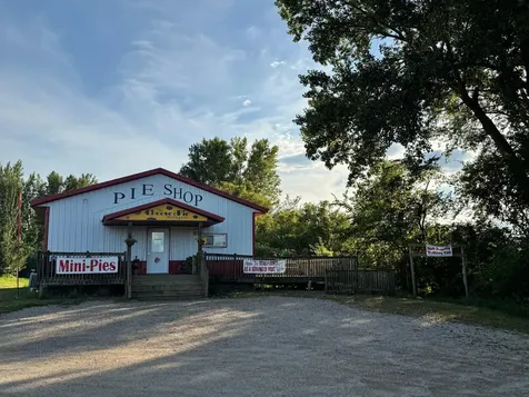 20758 528th Avenue Lake Crystal MN 56055