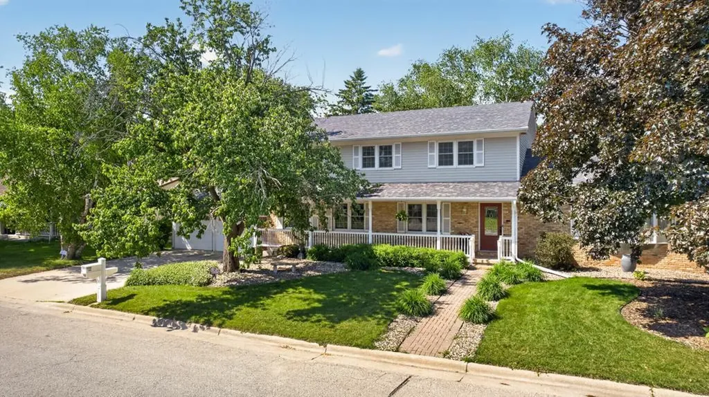 805 5th Street NW Kasson MN 55944