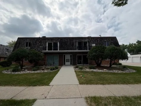 2457 W Country Club Drive S Fargo ND 58103