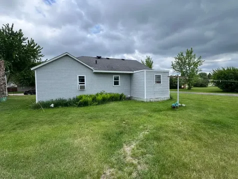 401 4th Street NW Wadena MN 56482