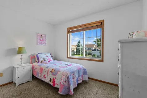 2721 Pampas Court Shakopee MN 55379