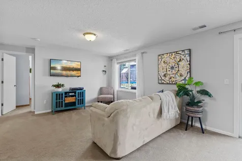 2721 Pampas Court Shakopee MN 55379