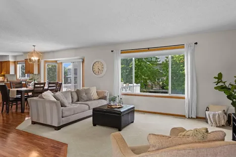 2721 Pampas Court Shakopee MN 55379