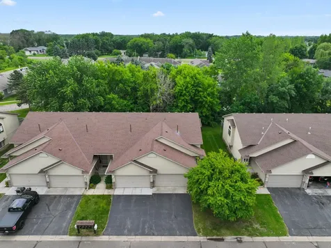 937 14th Lane SE Cambridge MN 55008