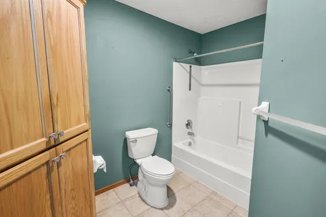 937 14th Lane SE Cambridge MN 55008