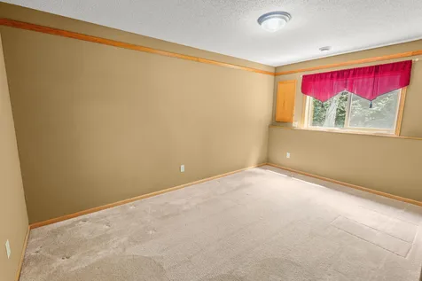 937 14th Lane SE Cambridge MN 55008