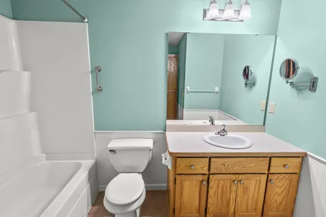 937 14th Lane SE Cambridge MN 55008